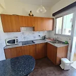 Апартаменты Flat Next To Papas *