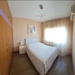 Апартаменты Flat Next To Papas