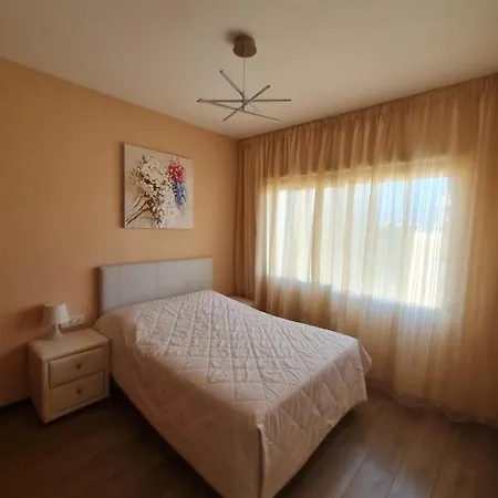 Flat Next To Papas Limisso